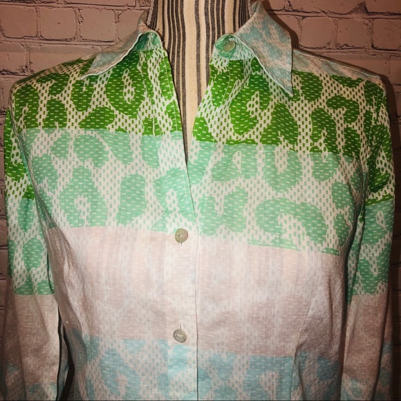 Paperwhite multicolored button down shirt. - Picture 2 of 8